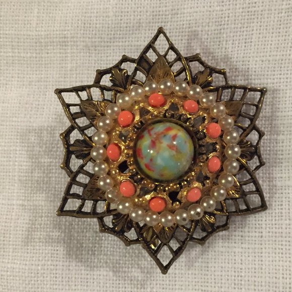 Vintage Jewelry - Vintage multi-layered and colored brass pin